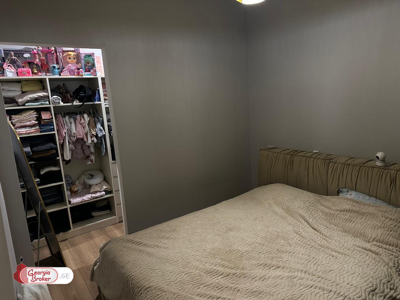 nearly repaired 3-room apartment for sale